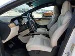 2019 Tesla Model X  White vin: 5YJXCDE23KF192784