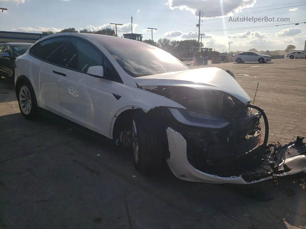 2020 Tesla Model X  White vin: 5YJXCDE23LF232007