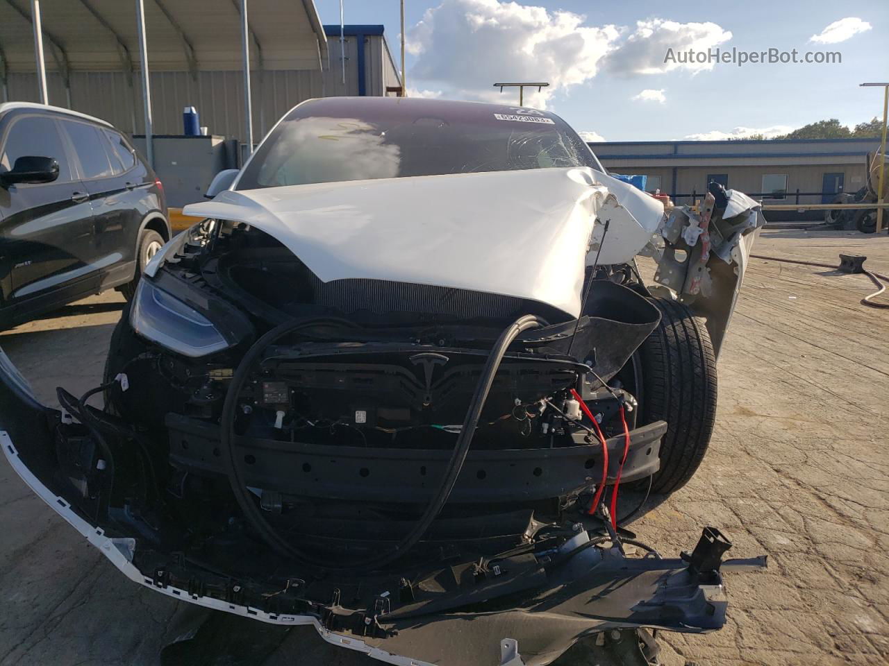 2020 Tesla Model X  White vin: 5YJXCDE23LF232007