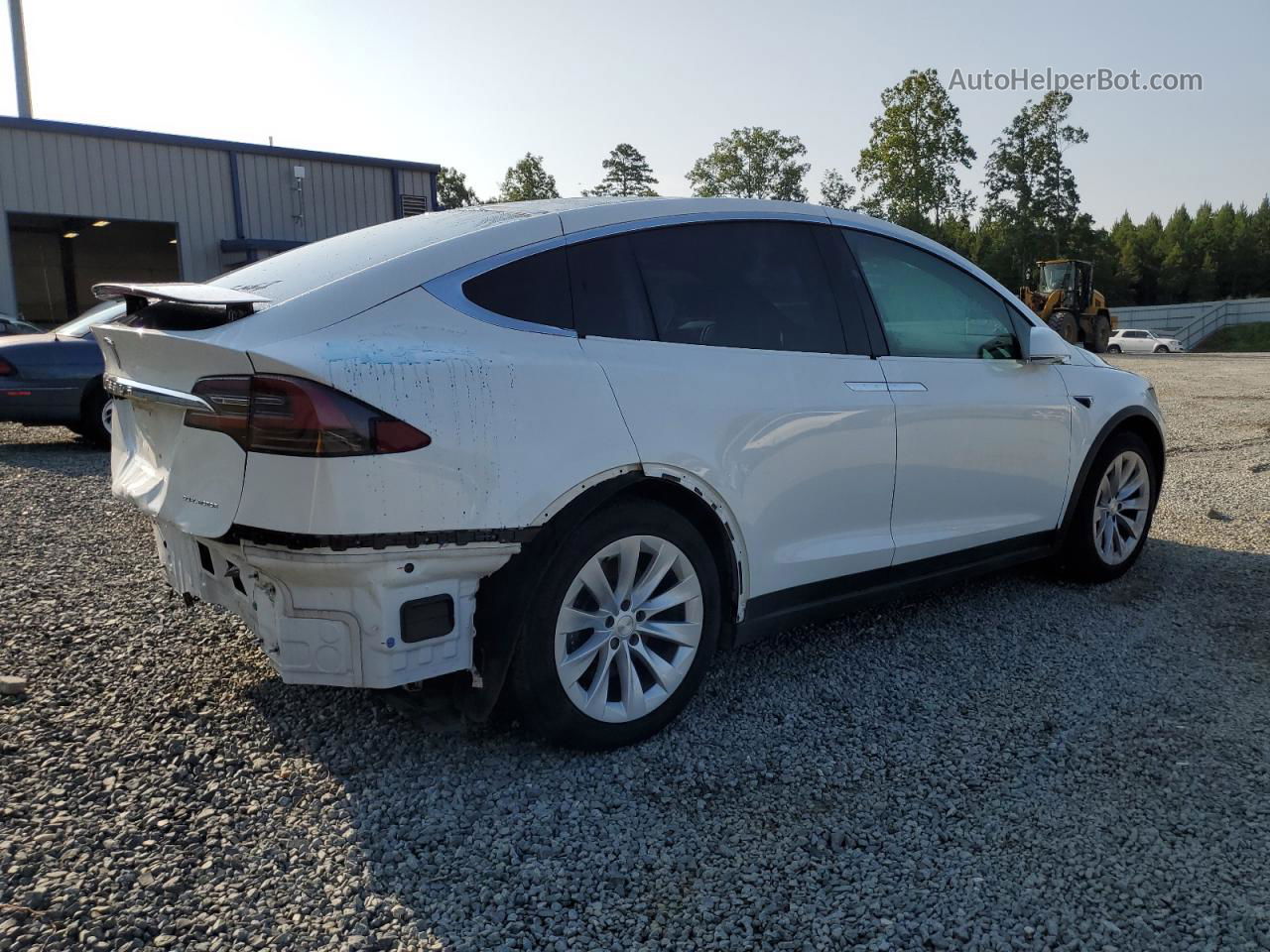 2020 Tesla Model X  Белый vin: 5YJXCDE23LF298685