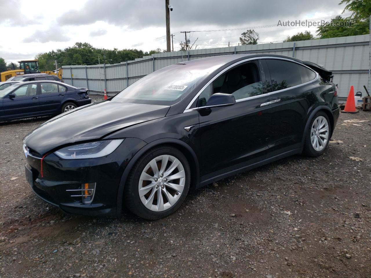 2018 Tesla Model X  Black vin: 5YJXCDE24JF135959