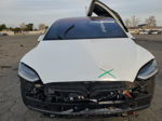 2019 Tesla Model X  Белый vin: 5YJXCDE24KF208538