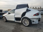 2019 Tesla Model X  White vin: 5YJXCDE24KF208538