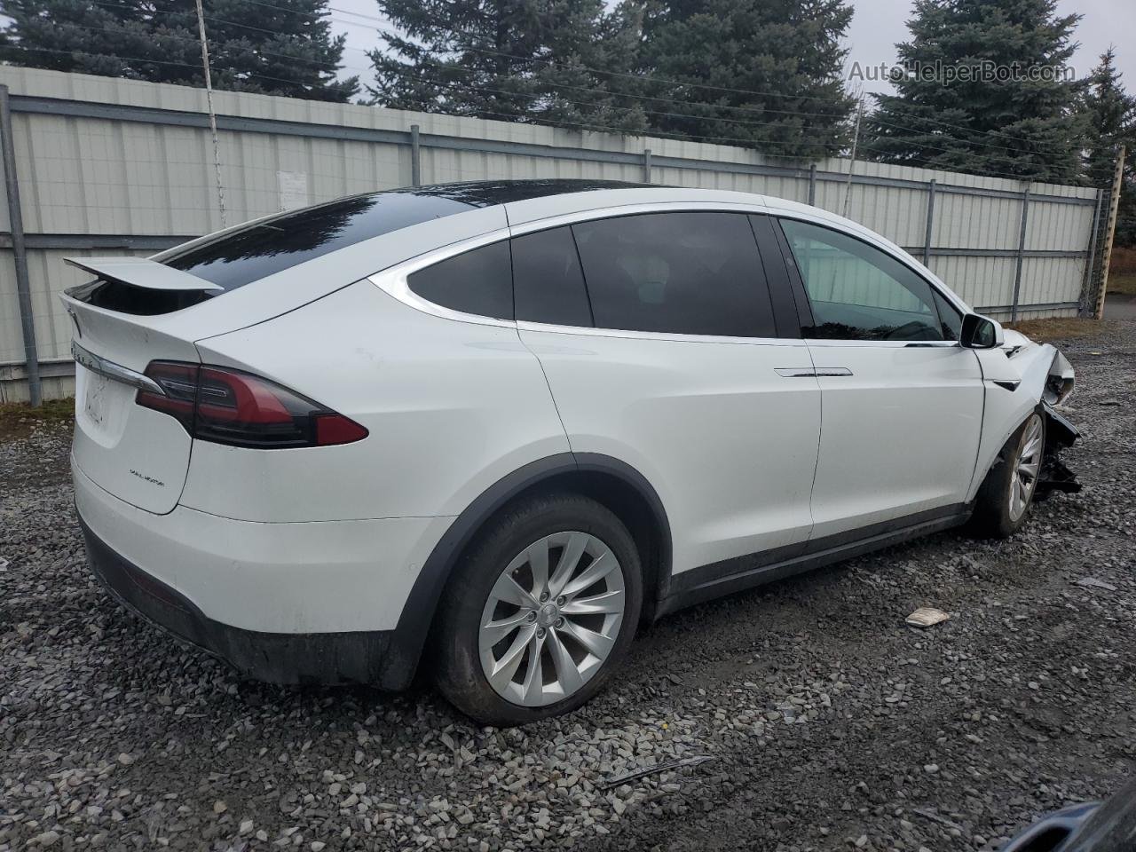 2020 Tesla Model X  White vin: 5YJXCDE26LF231000