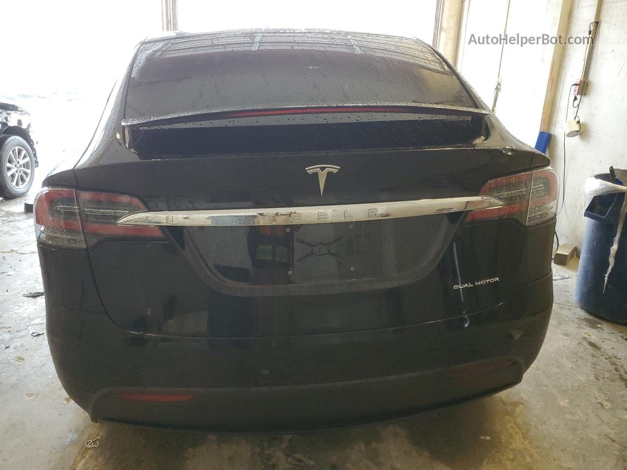 2021 Tesla Model X  Черный vin: 5YJXCDE28MF321590