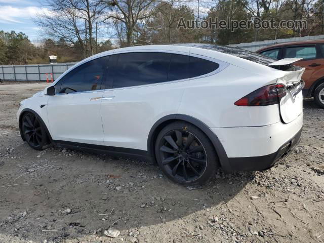 2020 Tesla Model X  White vin: 5YJXCDE29LF280126