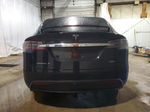 2018 Tesla Model X  Черный vin: 5YJXCDE2XJF089988