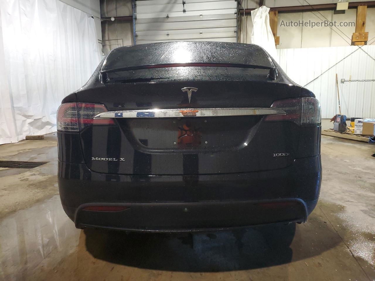 2018 Tesla Model X  Black vin: 5YJXCDE2XJF089988