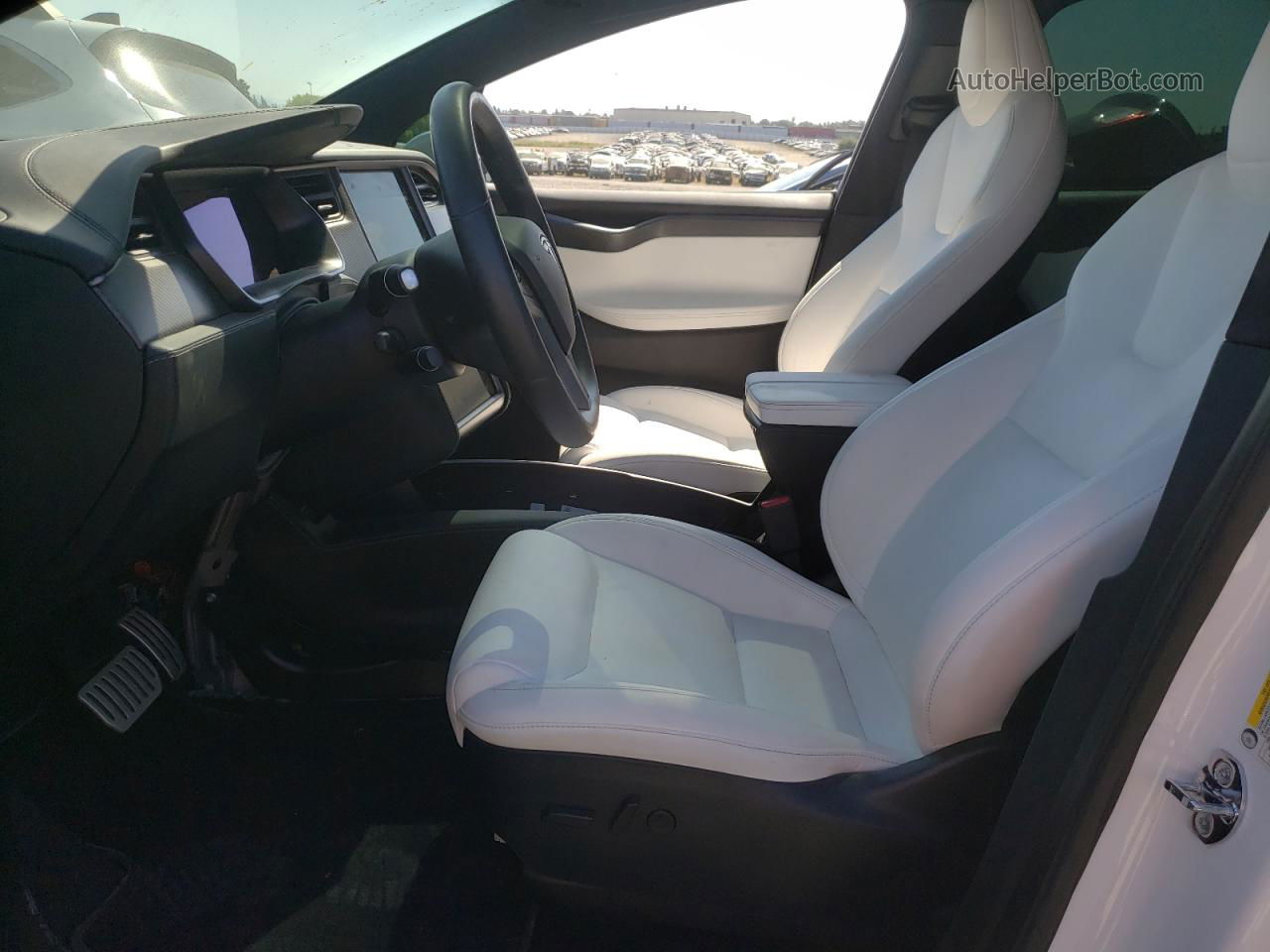 2020 Tesla Model X  White vin: 5YJXCDE49LF285148