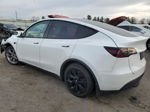 2021 Tesla Model Y  White vin: 5YJYGAEE2MF227822