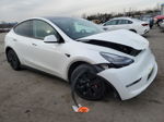 2021 Tesla Model Y  White vin: 5YJYGAEE2MF227822