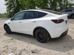 2021 Tesla Model Y  White vin: 5YJYGAEE4MF297516