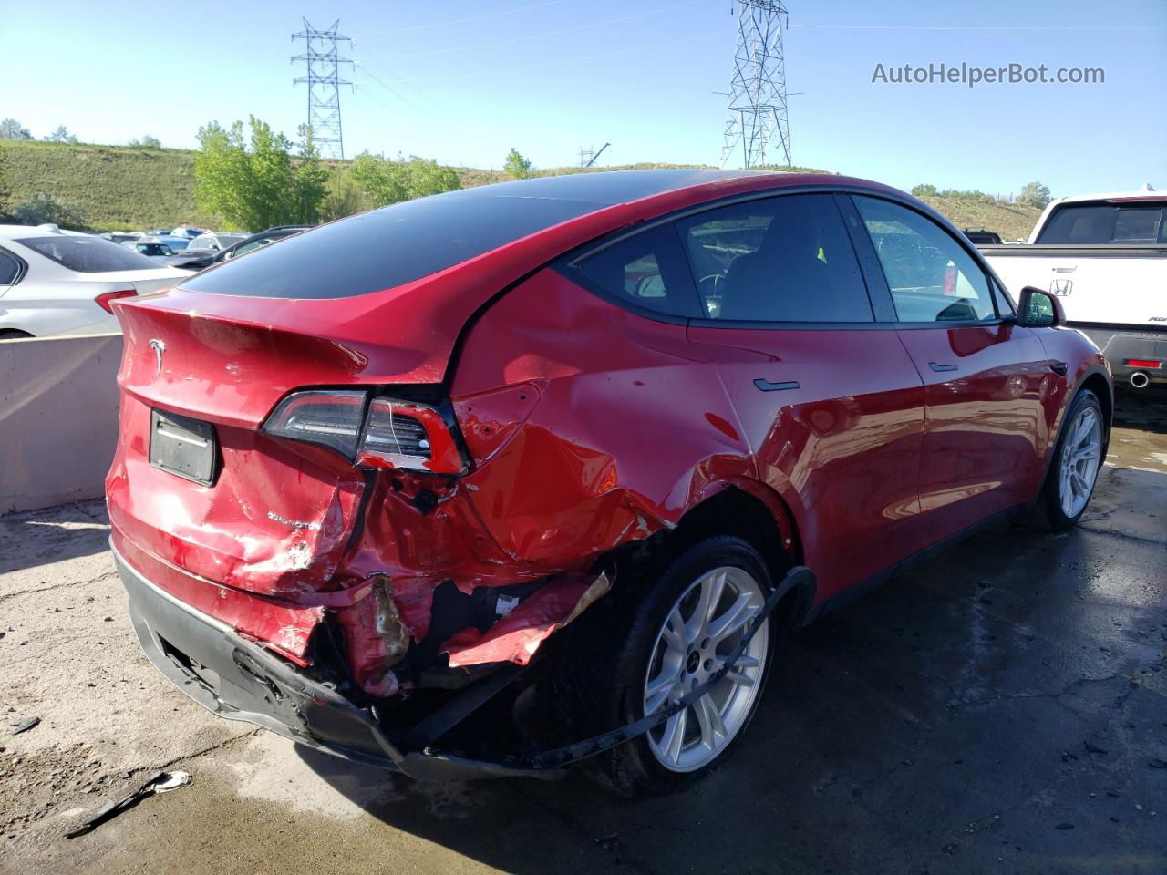 2021 Tesla Model Y  Red vin: 5YJYGAEE5MF185355