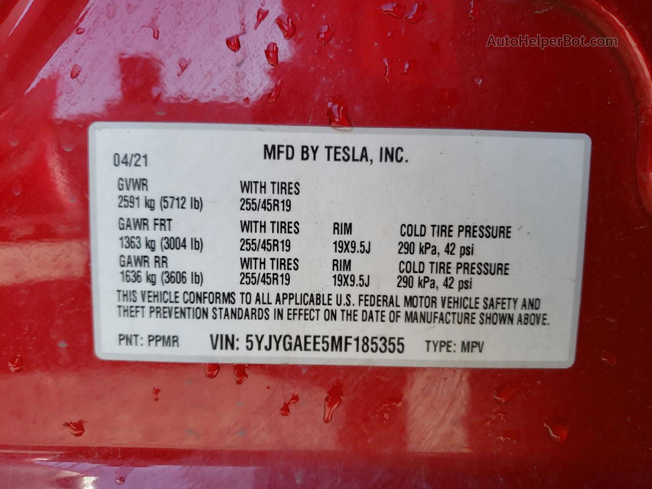 2021 Tesla Model Y  Red vin: 5YJYGAEE5MF185355