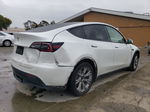 2021 Tesla Model Y  White vin: 5YJYGAEE5MF223151