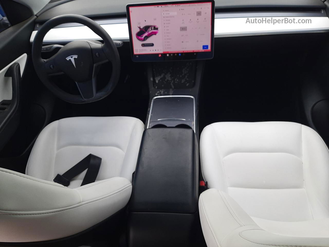 2021 Tesla Model Y  White vin: 5YJYGAEE6MF228259