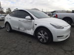 2021 Tesla Model Y  White vin: 5YJYGAEE6MF228259