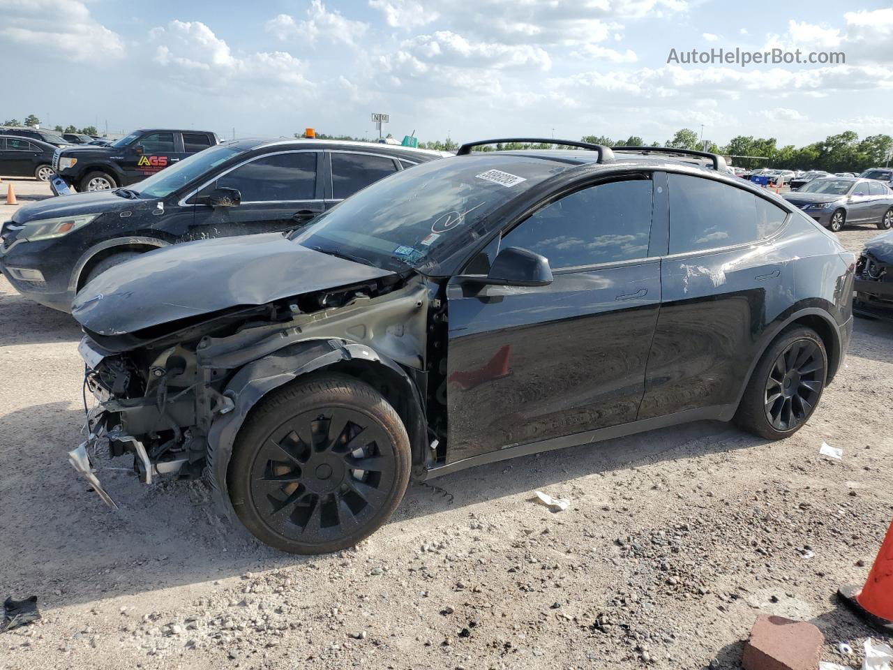 2021 Tesla Model Y  Черный vin: 5YJYGAEE8MF149109