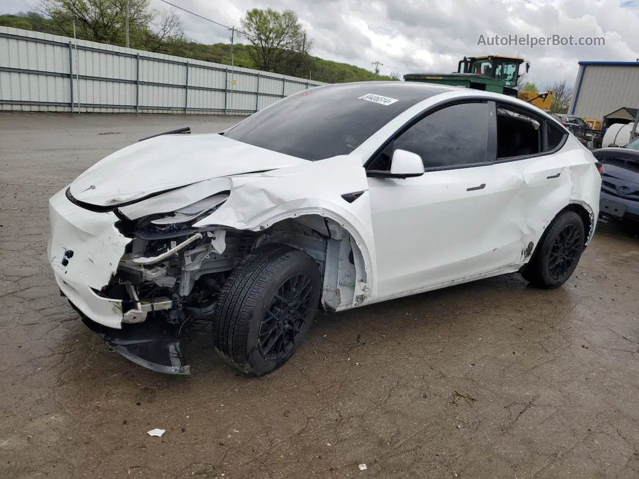 2021 Tesla Model Y  White vin: 5YJYGDED1MF114078