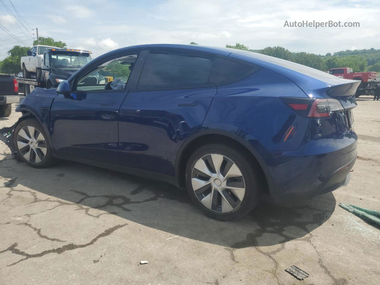 2020 Tesla Model Y  Blue vin: 5YJYGDEE0LF027537