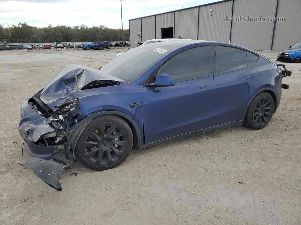 2020 Tesla Model Y  Blue vin: 5YJYGDEE0LF040319