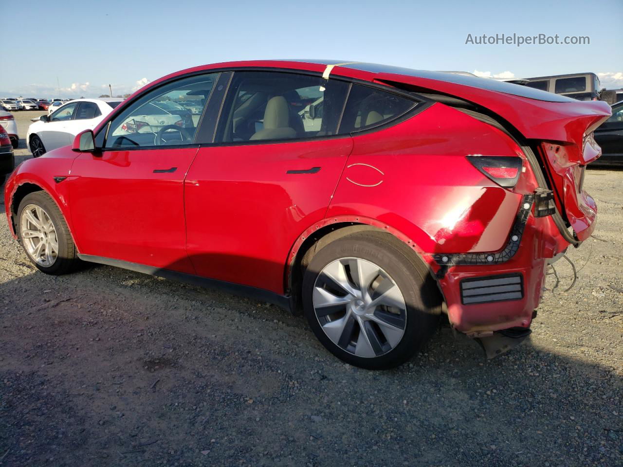 2021 Tesla Model Y  Red vin: 5YJYGDEE0MF066940