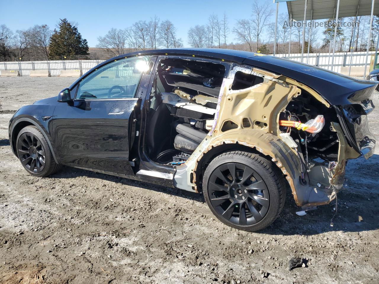 2021 Tesla Model Y  Black vin: 5YJYGDEE0MF092549