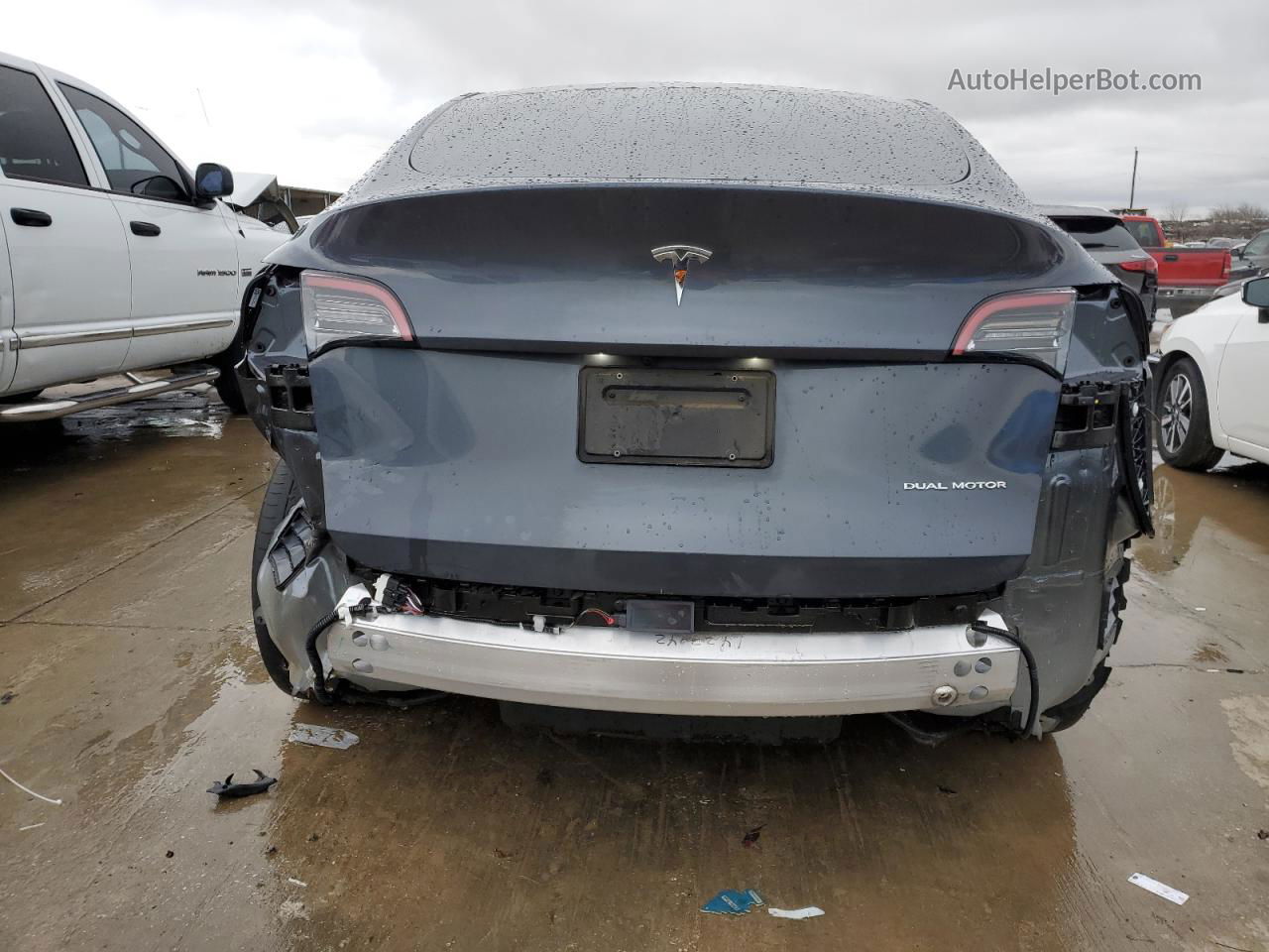 2021 Tesla Model Y  Угольный vin: 5YJYGDEE0MF096942