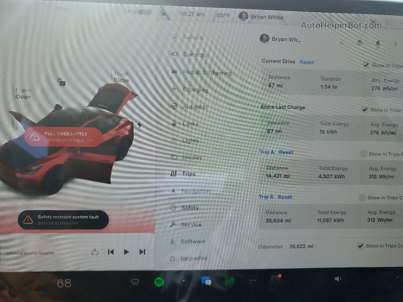 2021 Tesla Model Y  Red vin: 5YJYGDEE0MF149915