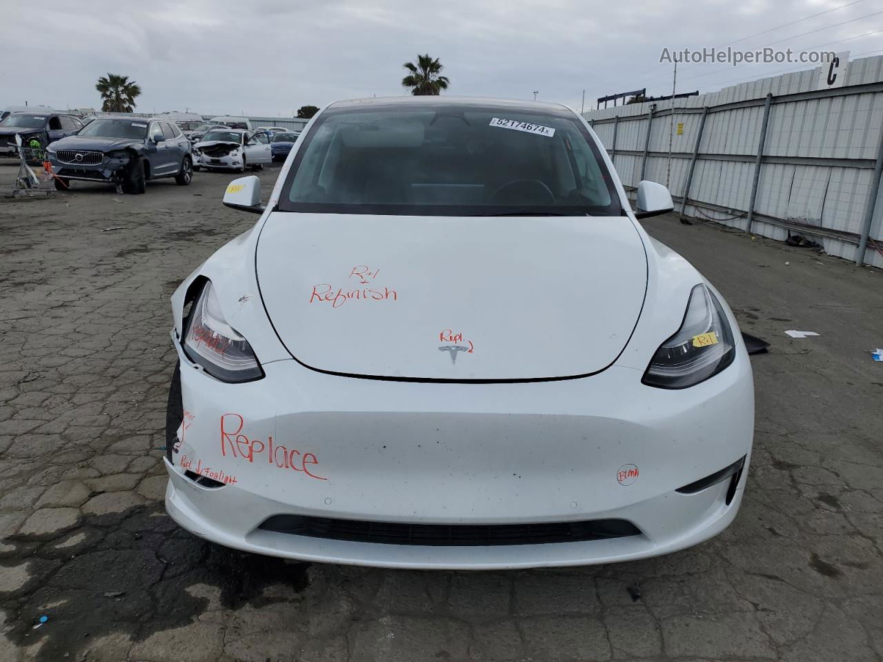 2021 Tesla Model Y  White vin: 5YJYGDEE0MF239601