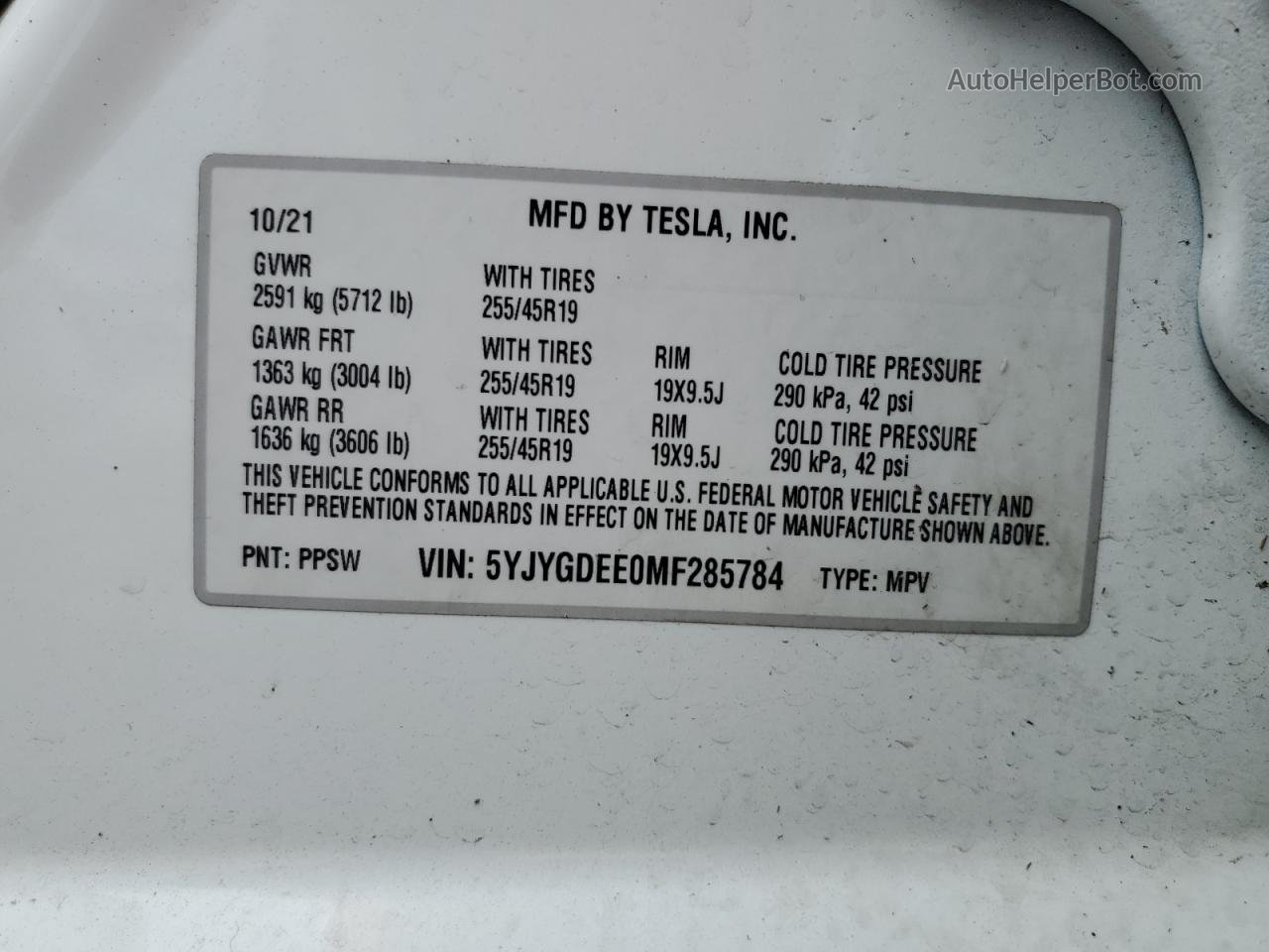 2021 Tesla Model Y  White vin: 5YJYGDEE0MF285784