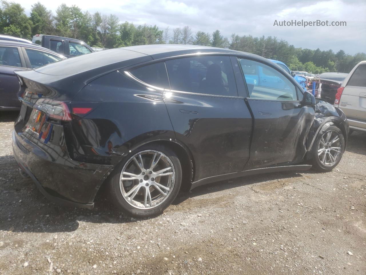 2020 Tesla Model Y  Черный vin: 5YJYGDEE1LF031449