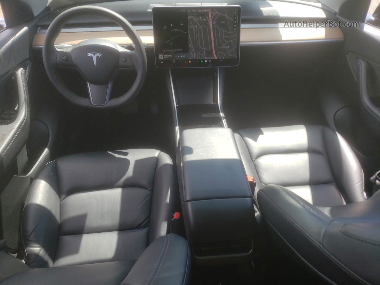 2020 Tesla Model Y  Black vin: 5YJYGDEE1LF031449