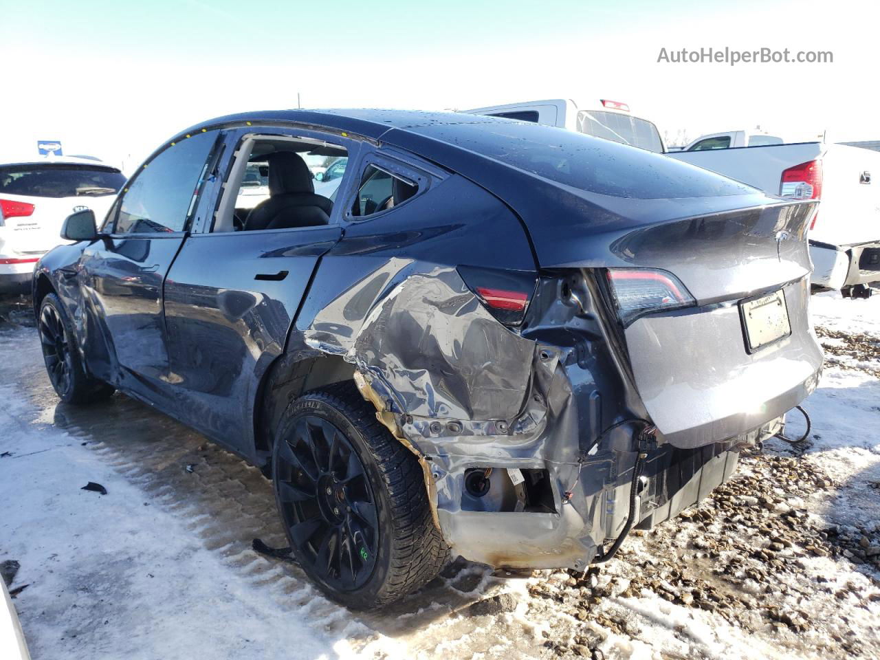 2021 Tesla Model Y  Gray vin: 5YJYGDEE1MF137871