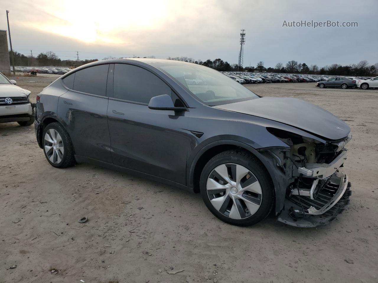 2021 Tesla Model Y  Gray vin: 5YJYGDEE1MF191753