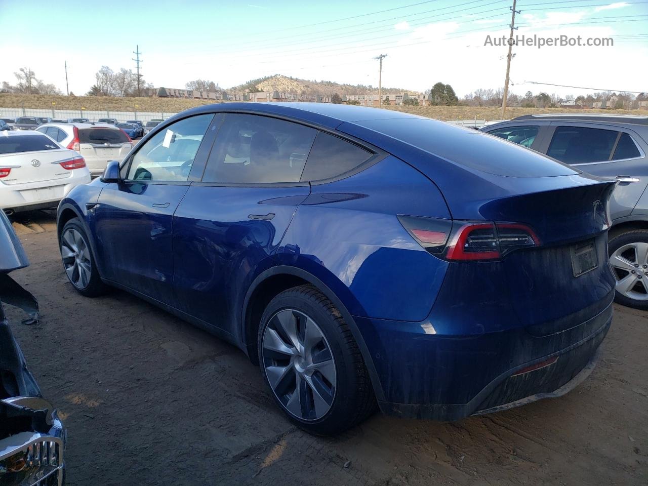 2020 Tesla Model Y  Blue vin: 5YJYGDEE2LF010254