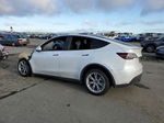 2020 Tesla Model Y  White vin: 5YJYGDEE2LF013753