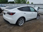 2020 Tesla Model Y  White vin: 5YJYGDEE2LF044825