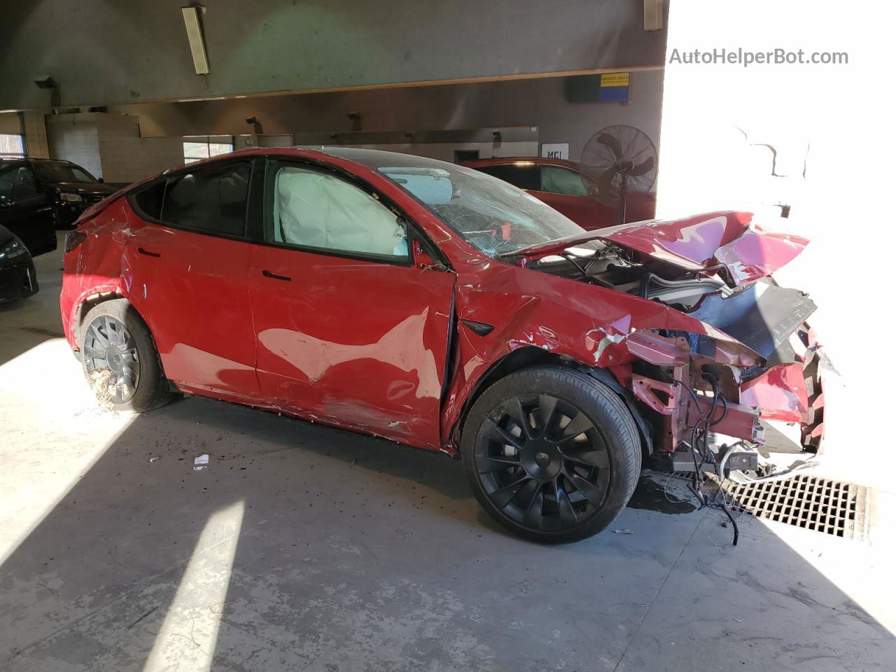 2021 Tesla Model Y  Red vin: 5YJYGDEE2MF085036