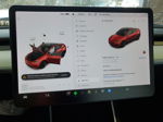 2021 Tesla Model Y  Red vin: 5YJYGDEE2MF085036