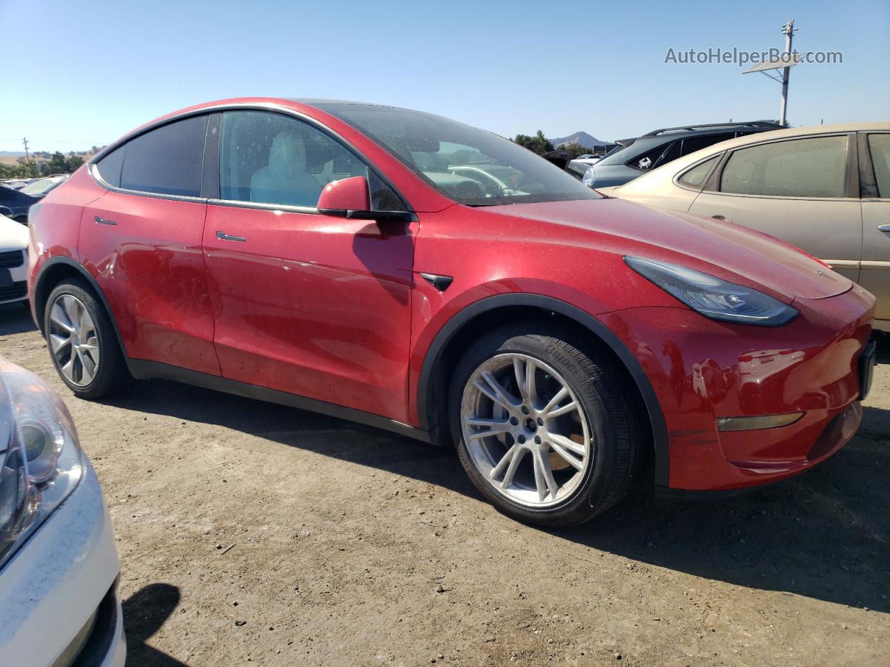 2021 Tesla Model Y  Red vin: 5YJYGDEE2MF201643