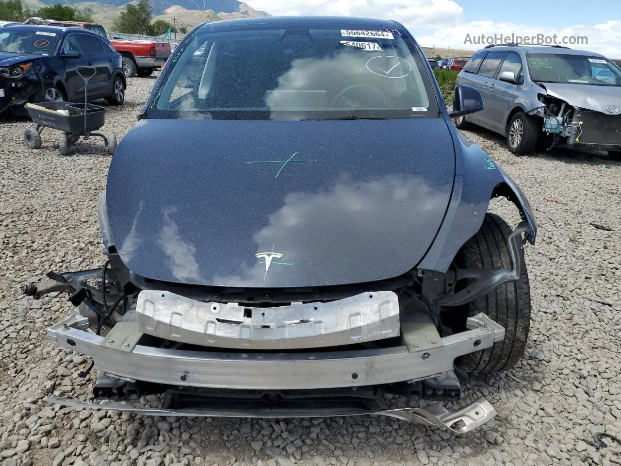 2021 Tesla Model Y  Gray vin: 5YJYGDEE2MF294440