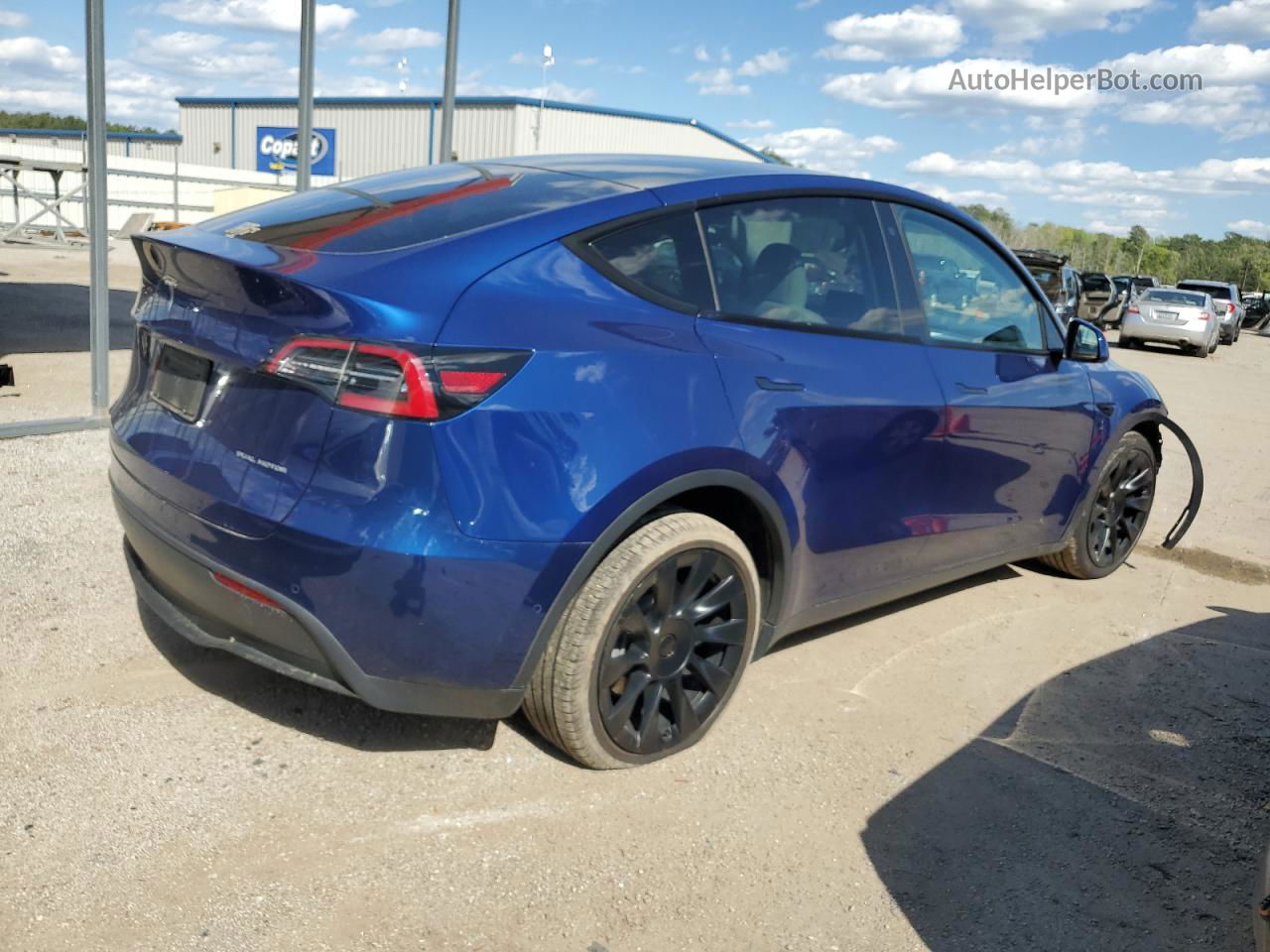 2020 Tesla Model Y  Синий vin: 5YJYGDEE4LF030876