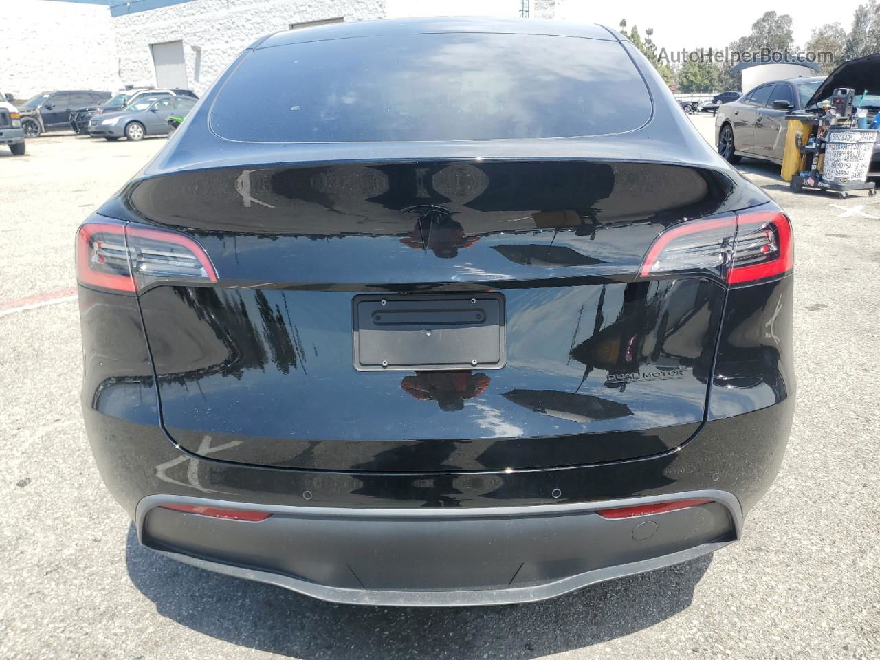 2020 Tesla Model Y  Black vin: 5YJYGDEE4LF051517