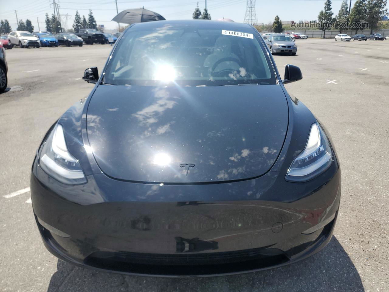 2020 Tesla Model Y  Black vin: 5YJYGDEE4LF051517