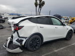 2020 Tesla Model Y  White vin: 5YJYGDEE4LF055499