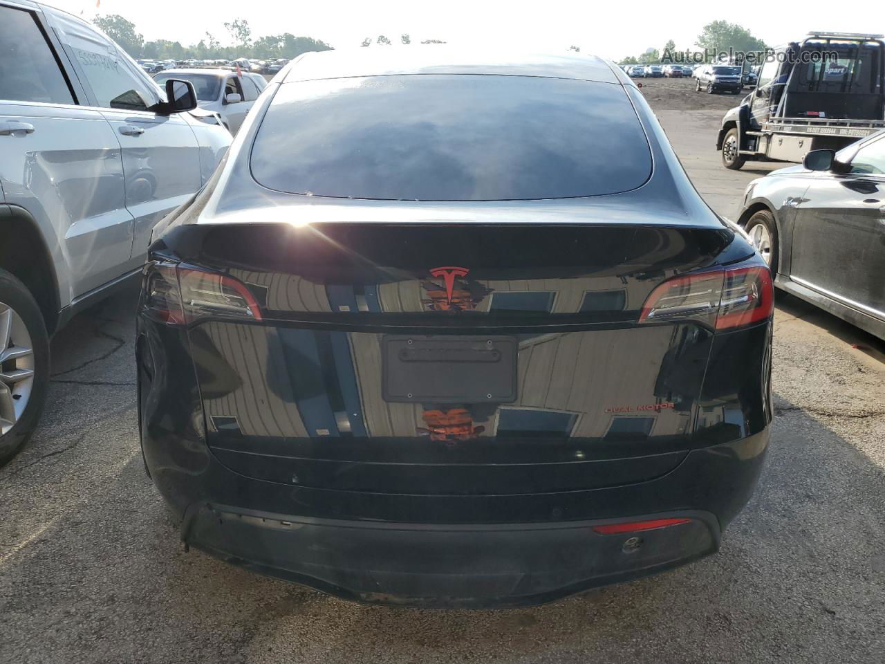 2021 Tesla Model Y  Black vin: 5YJYGDEE4MF115752