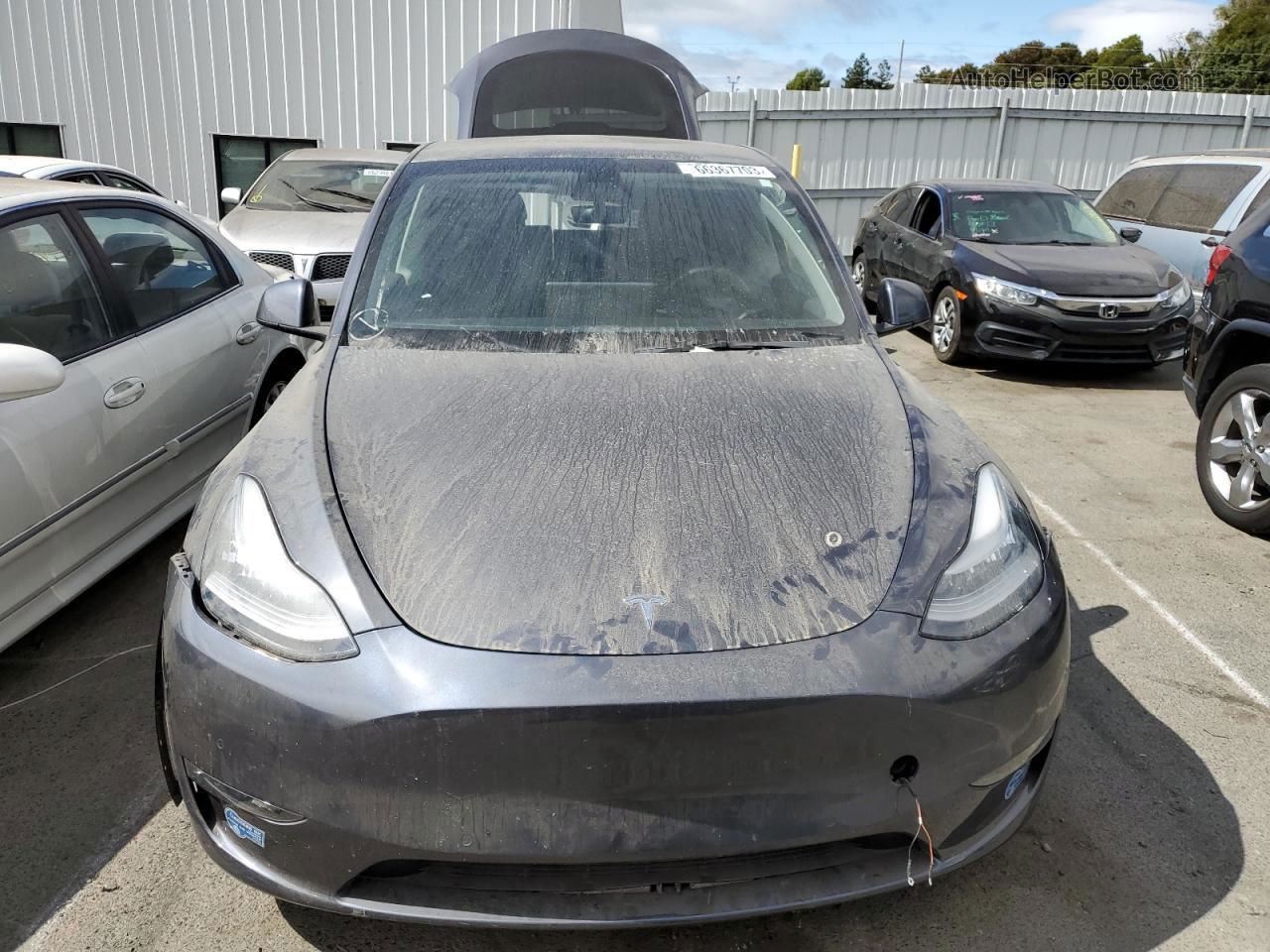 2021 Tesla Model Y  Silver vin: 5YJYGDEE4MF160559