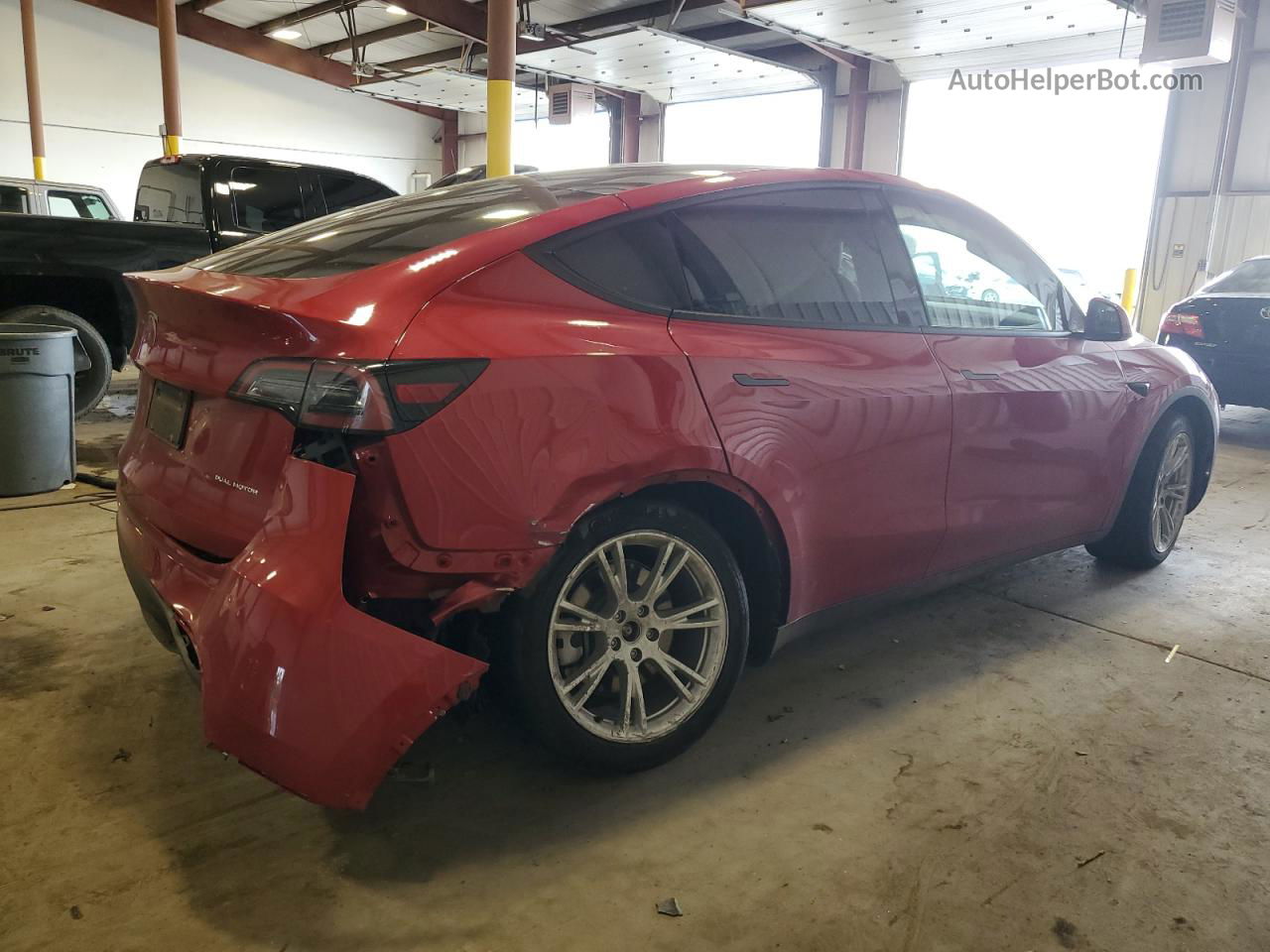 2021 Tesla Model Y  Red vin: 5YJYGDEE4MF256594