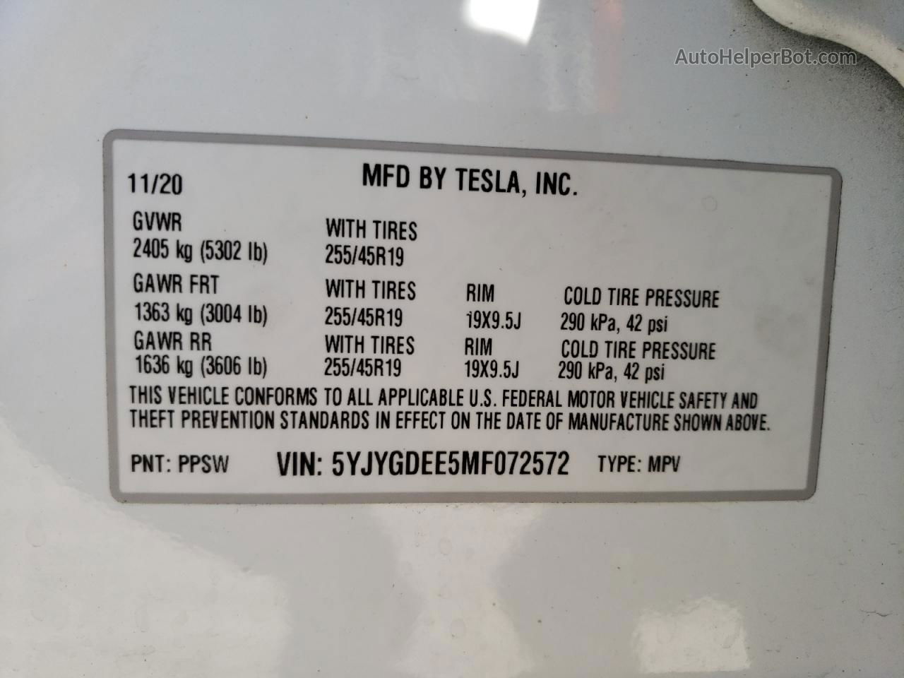 2021 Tesla Model Y  White vin: 5YJYGDEE5MF072572